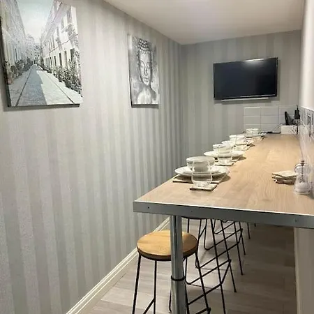 Modern Apartment In The Heart Of Kensington Liverpool Exterior photo